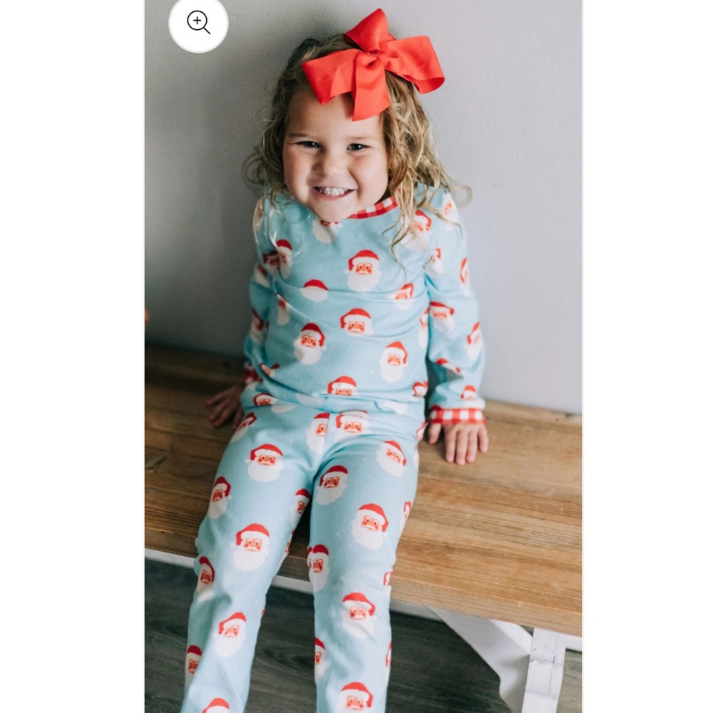 Sugar Bee Santa Holiday Lounge 3T